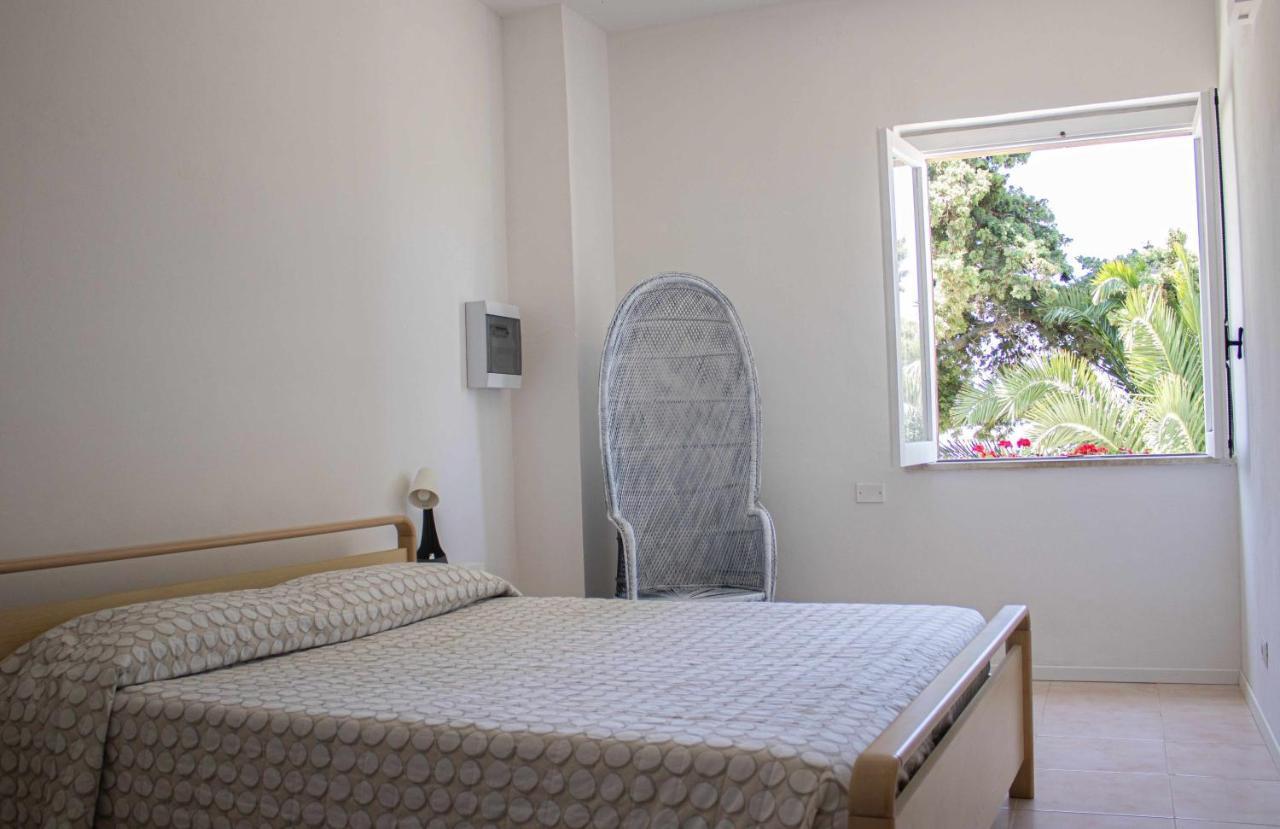San Basilio Guest House อิสปิคา ภายนอก รูปภาพ
