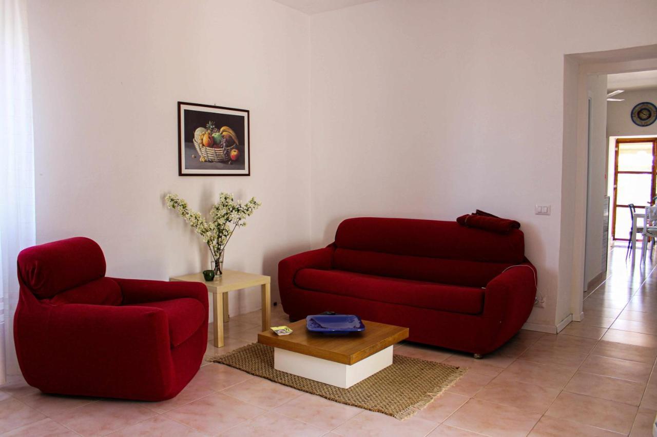 San Basilio Guest House อิสปิคา ภายนอก รูปภาพ
